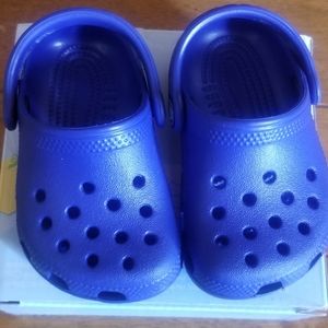 Toddler crocs shoes